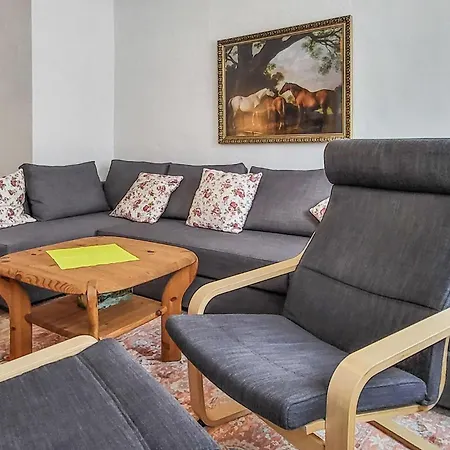 Beautiful In With Kitchen Apartment *